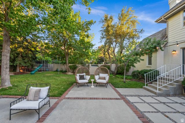 2321 E WRENHAVEN LN, Salt Lake City, UT 84121