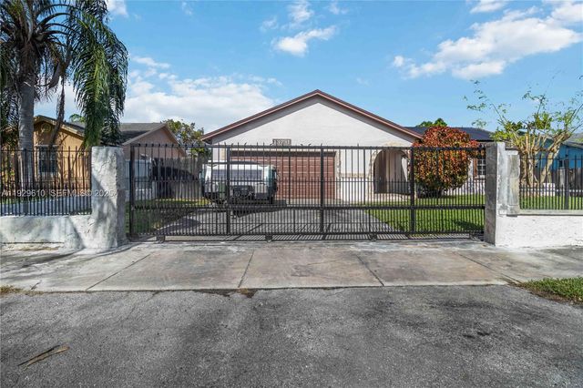 13731 SW 284th St, Homestead, FL 33033