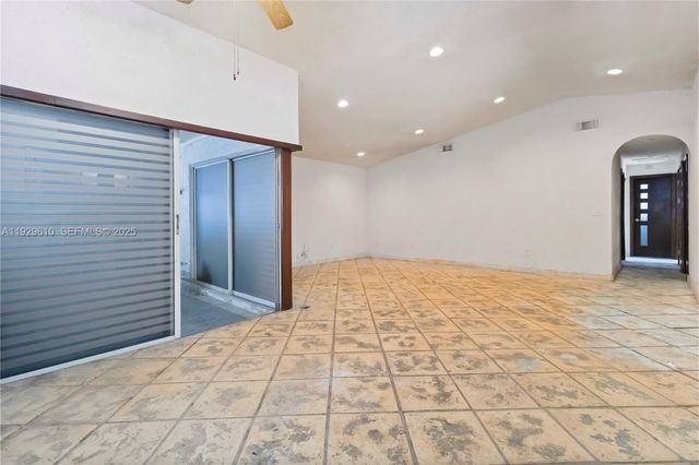 13731 SW 284th St, Homestead, FL 33033