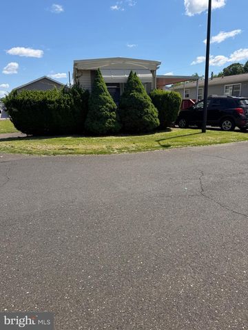 3413 IRIS AVE, Feasterville Trevose, PA 19053