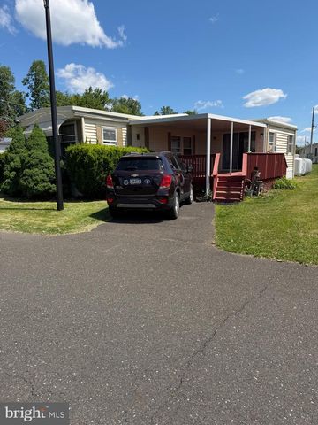 3413 IRIS AVE, Feasterville Trevose, PA 19053