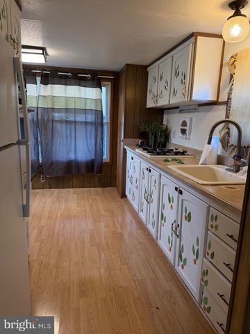 3413 IRIS AVE, Feasterville Trevose, PA 19053