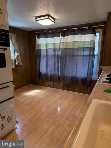 3413 IRIS AVE, Feasterville Trevose, PA 19053
