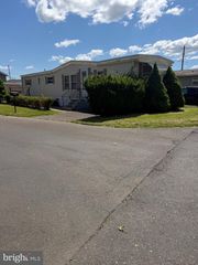 3413 IRIS AVE, Feasterville Trevose, PA 19053