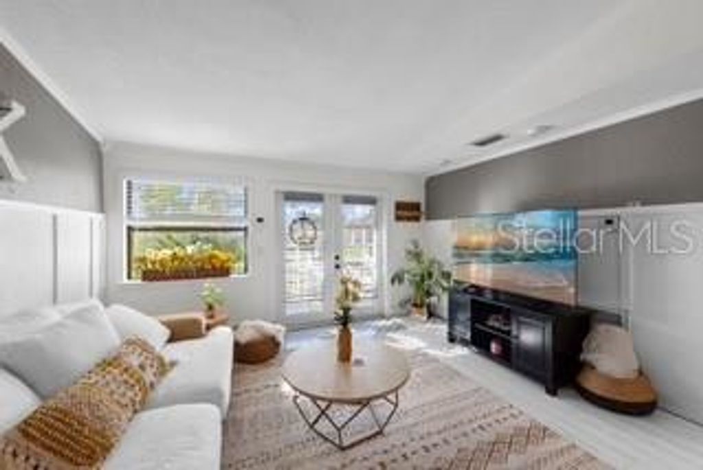 Image 4 of property listing at 2835 WISTERIA PLACE, Punta Gorda, FL 33950