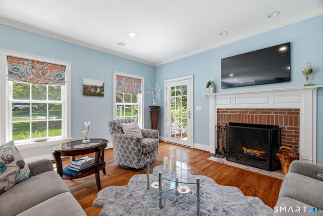 7 Orchard Heights Road, Essex, CT 06426