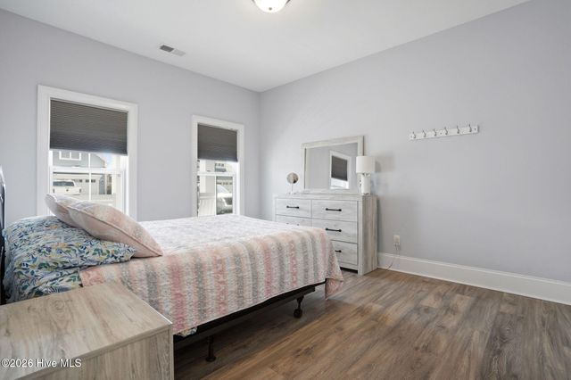 6476 Bryson Drive SW, Ocean Isle Beach, NC 28469