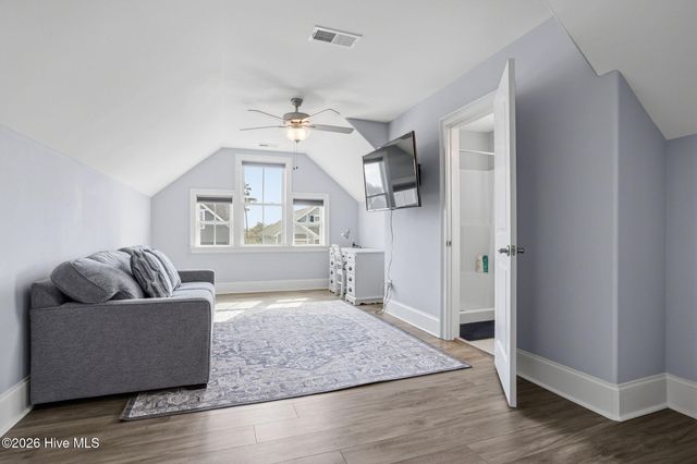 6476 Bryson Drive SW, Ocean Isle Beach, NC 28469