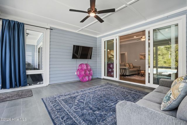 6476 Bryson Drive SW, Ocean Isle Beach, NC 28469