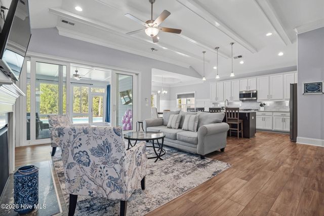 6476 Bryson Drive SW, Ocean Isle Beach, NC 28469