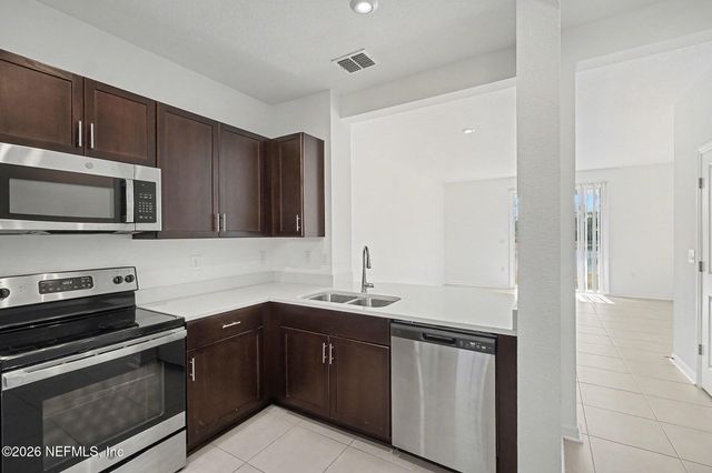 268 ANNIES Place, Jacksonville, FL 32218