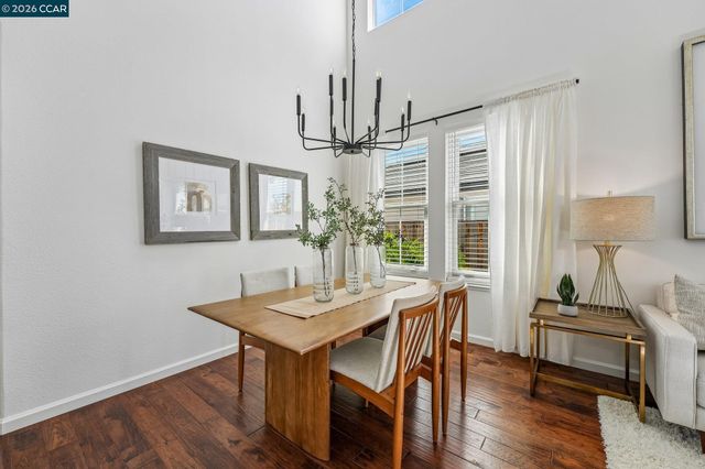 4926 Redwood Ave, Dublin, CA 94568