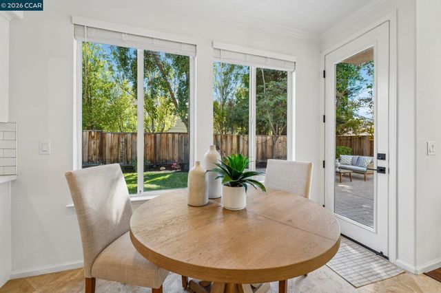 4926 Redwood Ave, Dublin, CA 94568