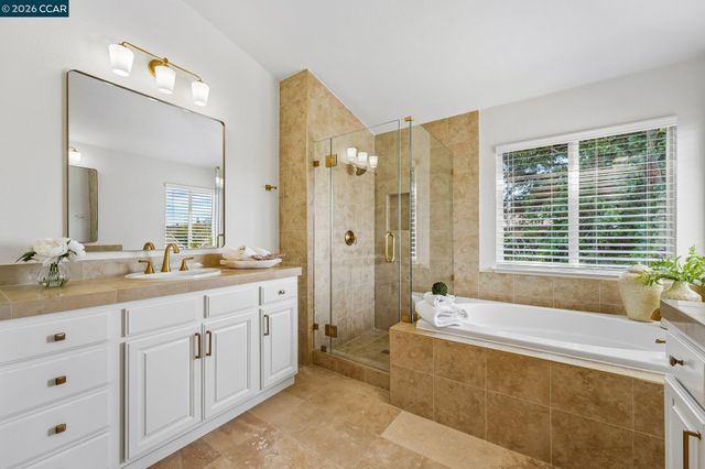 4926 Redwood Ave, Dublin, CA 94568