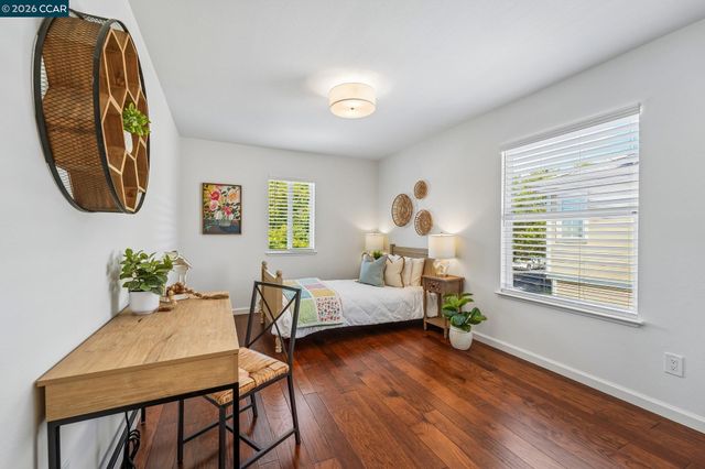 4926 Redwood Ave, Dublin, CA 94568