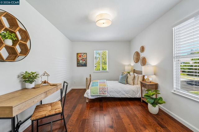 4926 Redwood Ave, Dublin, CA 94568