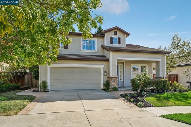 4926 Redwood Ave, Dublin, CA 94568