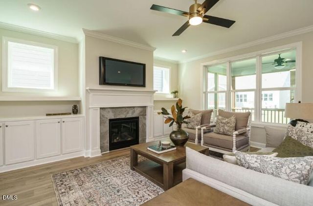 737 W Holly Springs Road, Holly Springs, NC 27540