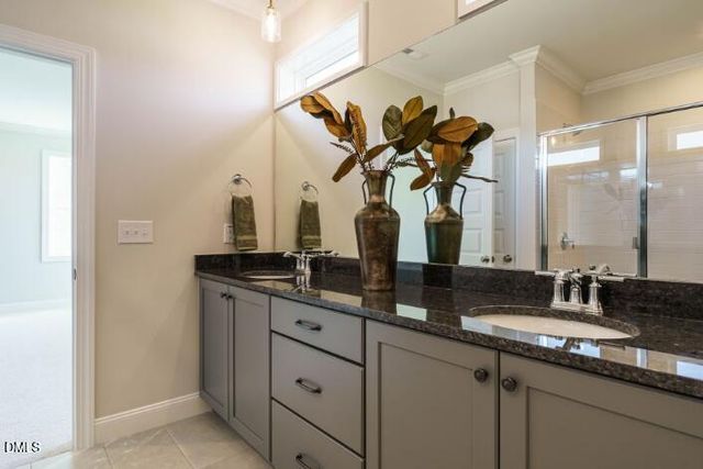 737 W Holly Springs Road, Holly Springs, NC 27540