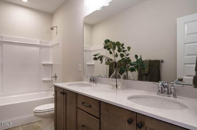 737 W Holly Springs Road, Holly Springs, NC 27540