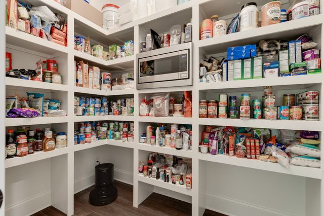 1660 Noah Ln, Gallatin, TN 37066