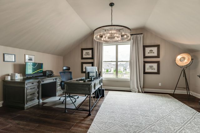 1660 Noah Ln, Gallatin, TN 37066