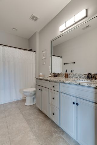 1660 Noah Ln, Gallatin, TN 37066