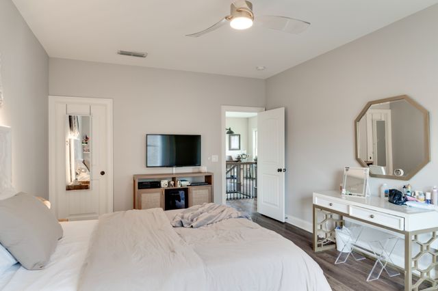 1660 Noah Ln, Gallatin, TN 37066