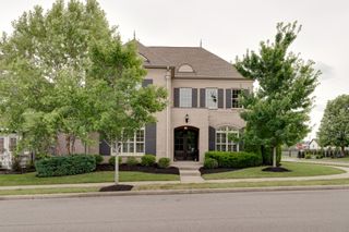 1660 Noah Ln, Gallatin, TN 37066