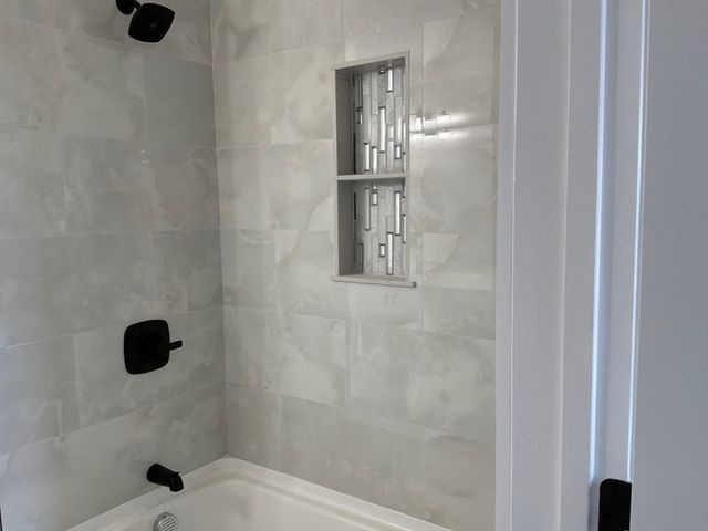 10 April Way, Millis, MA 02054