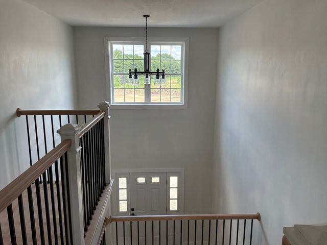 10 April Way, Millis, MA 02054