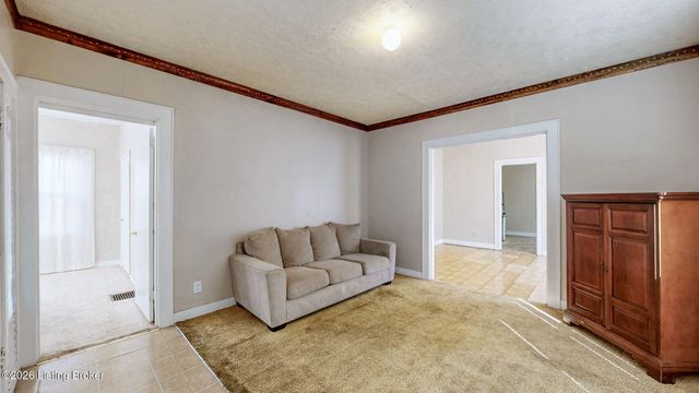 2101 Saint Xavier St, Louisville, KY 40212