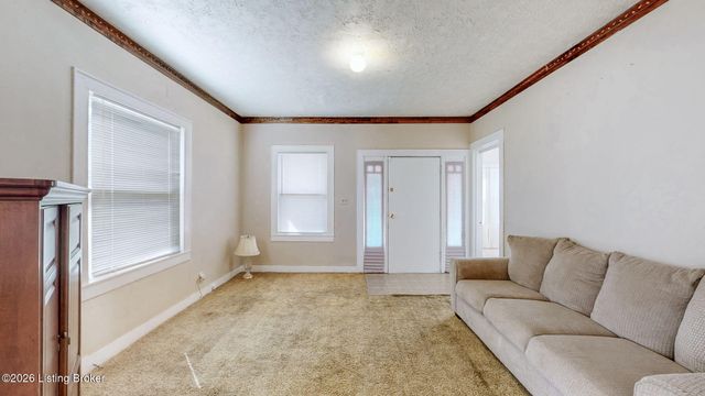 2101 Saint Xavier St, Louisville, KY 40212