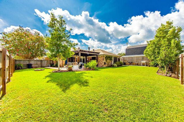 1500 Coral Dr, Houma, LA 70360