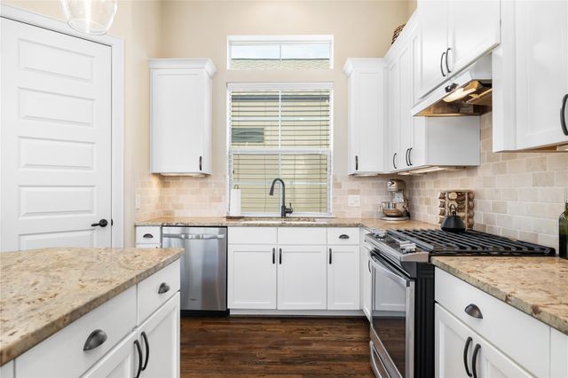 4003 Beacon Fisher Drive, Houston, TX 77018