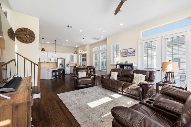 4003 Beacon Fisher Drive, Houston, TX 77018