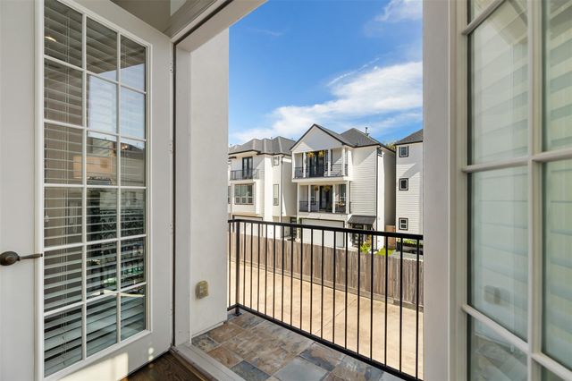 4003 Beacon Fisher Drive, Houston, TX 77018