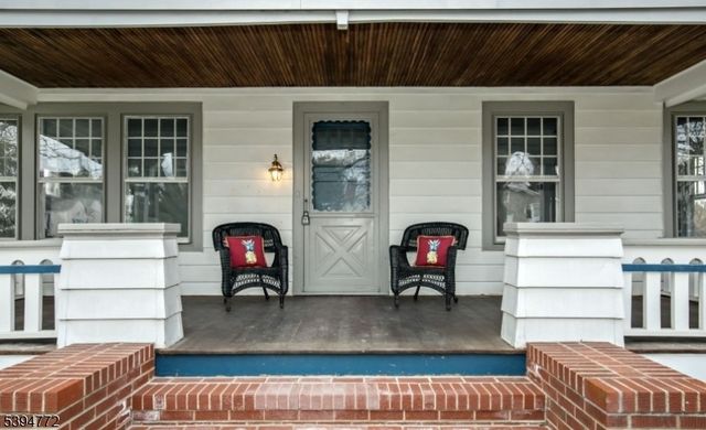 22 Fairview Ave, Clinton Town, NJ 08809