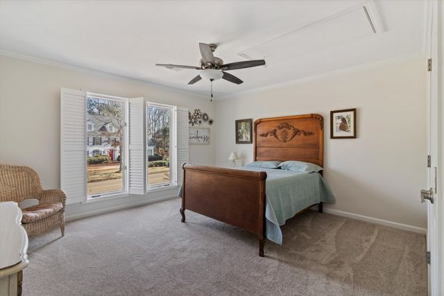 2973 OAKLEIGH LN, Germantown, TN 38138