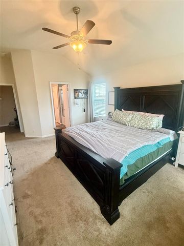 107 Jim Dandy DR, Elgin, TX 78621