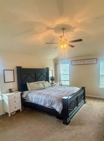 107 Jim Dandy DR, Elgin, TX 78621