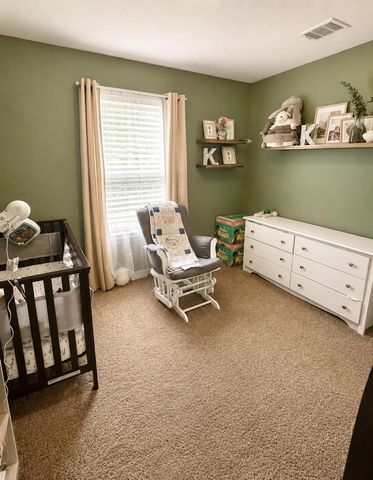 107 Jim Dandy DR, Elgin, TX 78621