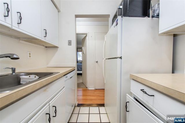 7117 Park Avenue C7, North Bergen, NJ 07047