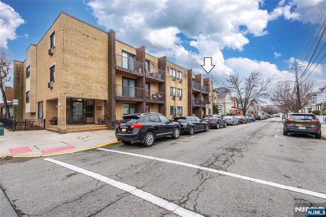 7117 Park Avenue C7, North Bergen, NJ 07047