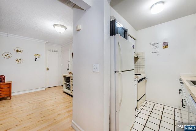 7117 Park Avenue C7, North Bergen, NJ 07047