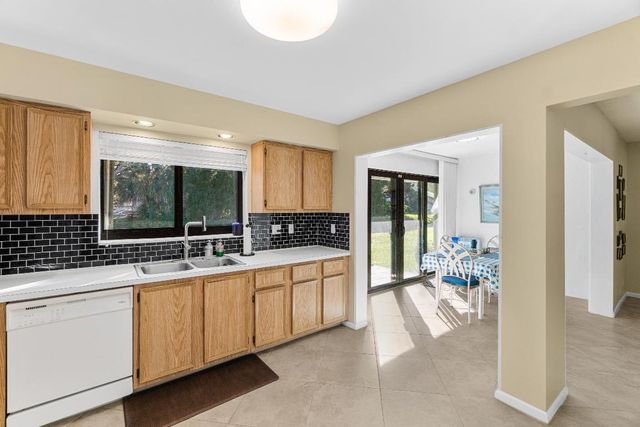 9760 Parkinsonia Tree Trail B, Boynton Beach, FL 33436