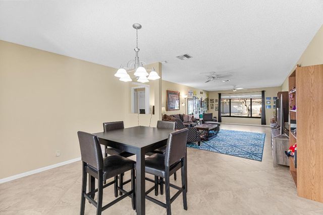 9760 Parkinsonia Tree Trail B, Boynton Beach, FL 33436