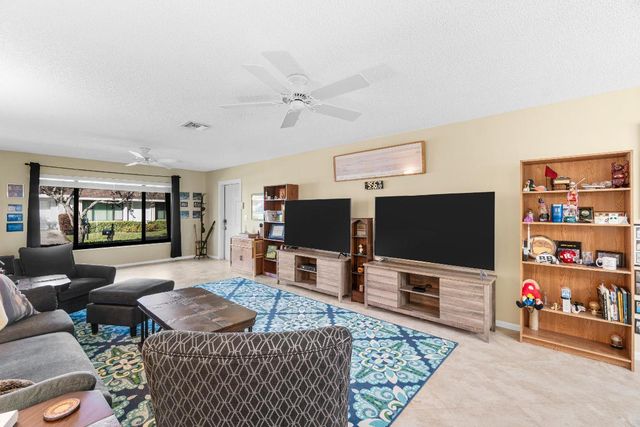 9760 Parkinsonia Tree Trail B, Boynton Beach, FL 33436
