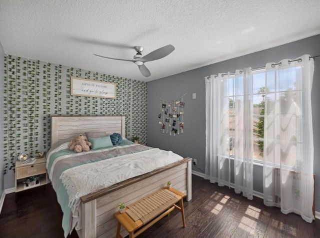 126 Hammocks Court, Greenacres, FL 33413