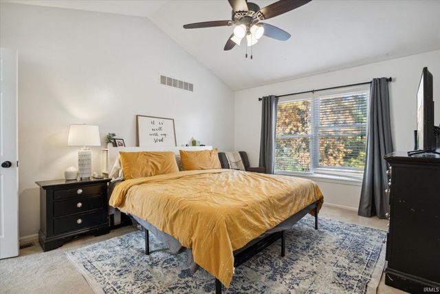 25715 Burrow Trail, South Bend, IN 46628